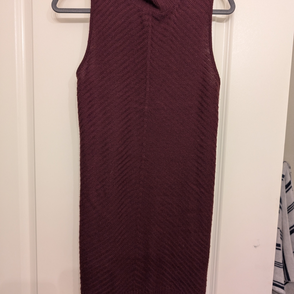 Apt. 9 Sleeveless Burgundy Tunic